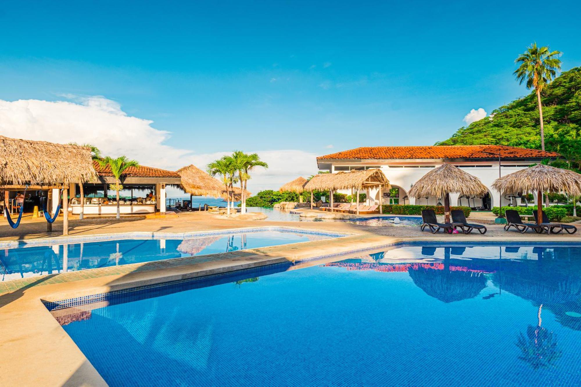 Condovac La Costa All Inclusive Плайя-Эрмоса Экстерьер фото