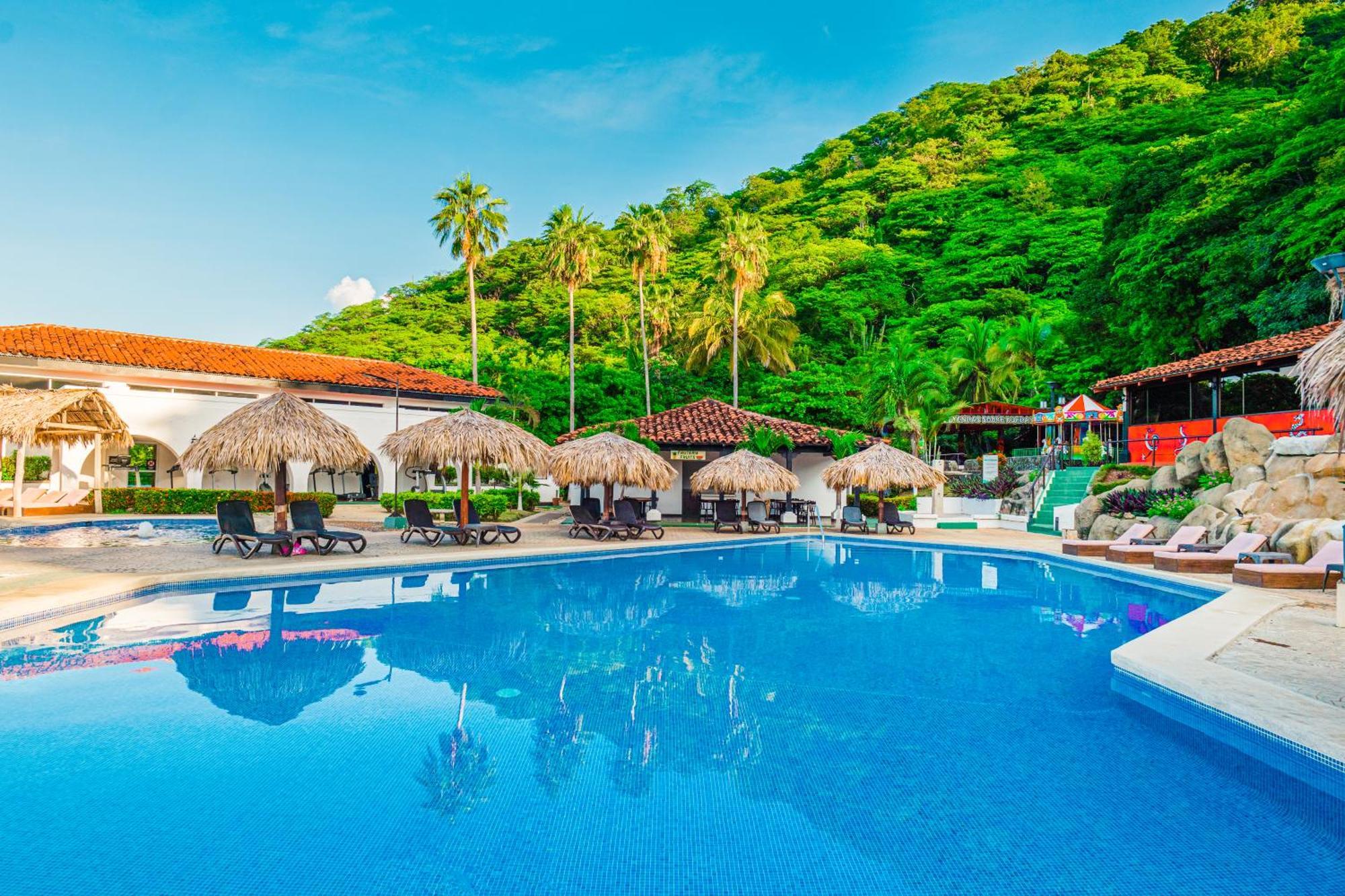 Condovac La Costa All Inclusive Плайя-Эрмоса Экстерьер фото